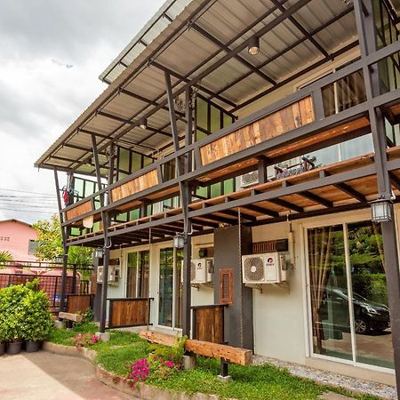 Capital O 1051 Pagoda House チエンマイ エクステリア 写真