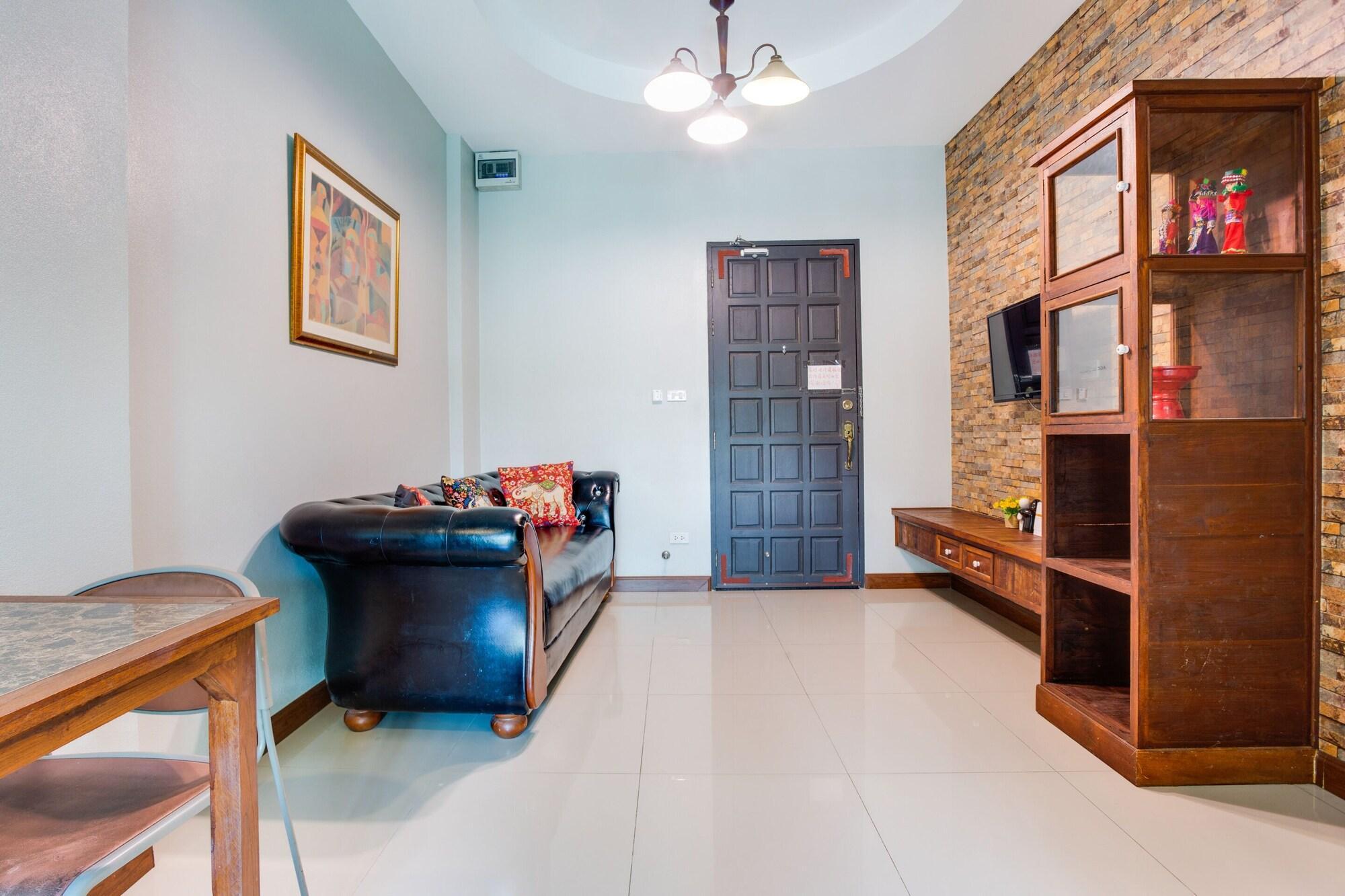 Capital O 1051 Pagoda House チエンマイ エクステリア 写真