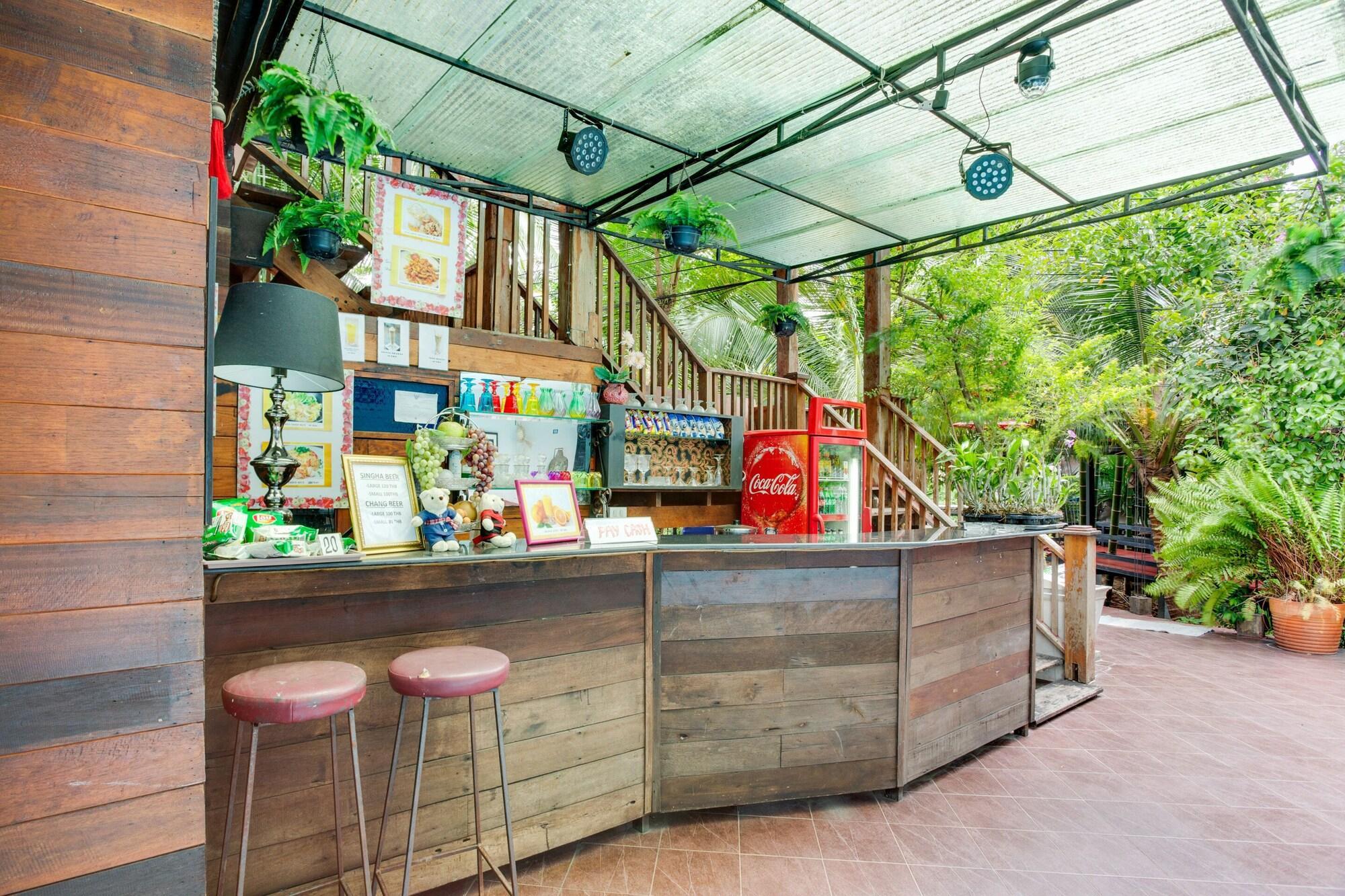 Capital O 1051 Pagoda House チエンマイ エクステリア 写真