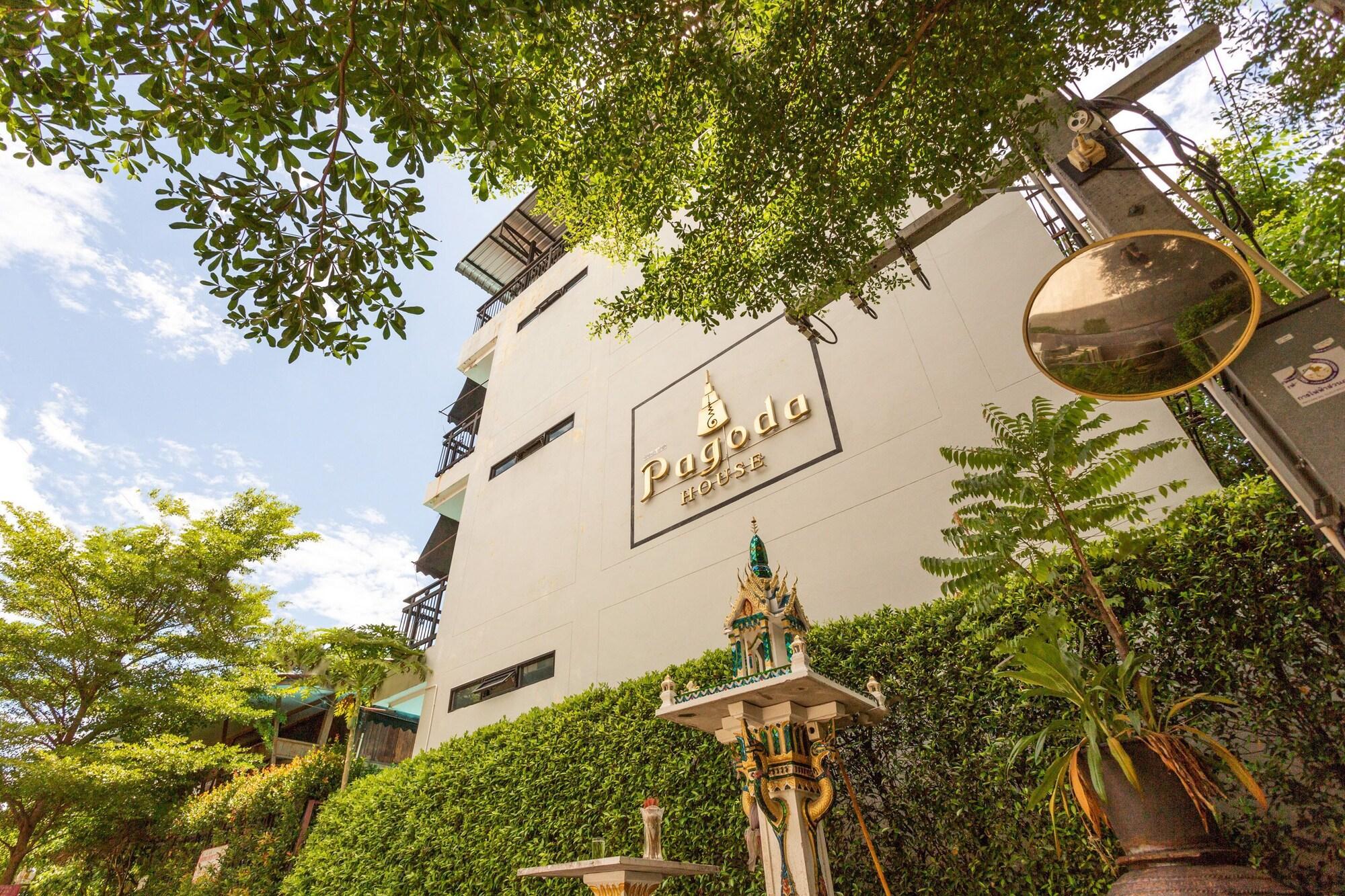 Capital O 1051 Pagoda House チエンマイ エクステリア 写真